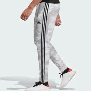 Adidas Tiro 19 Soccer Training Pants Small